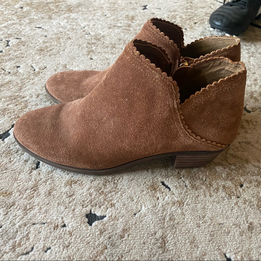 Crown and Ivy Booties